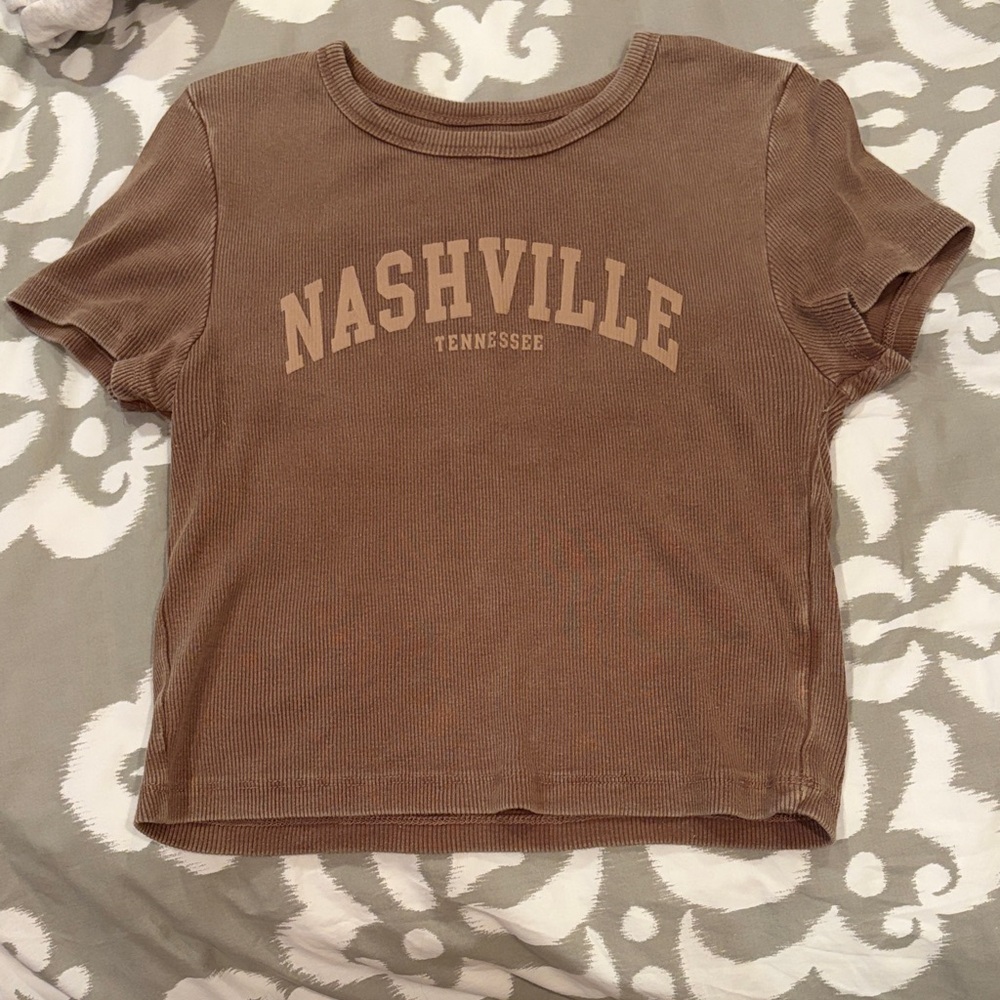 Nashville Graphic Crop Tee in Brown